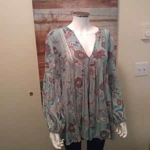 Free People - Size XSmall, Gorgeous Top